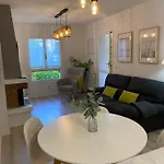 Apartment Acogedor Con Piscina Compartida Y Opcion A Parking