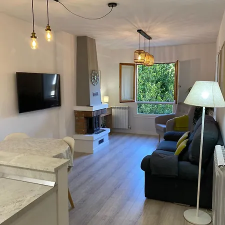 Acogedor Con Piscina Compartida Y Opcion A Parking Apartment *