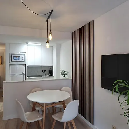 Διαμέρισμα Acogedor Con Piscina Compartida Y Opcion A Parking *