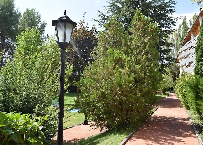 Apartamento Acogedor Con Piscina Compartida Y Opción A Parking