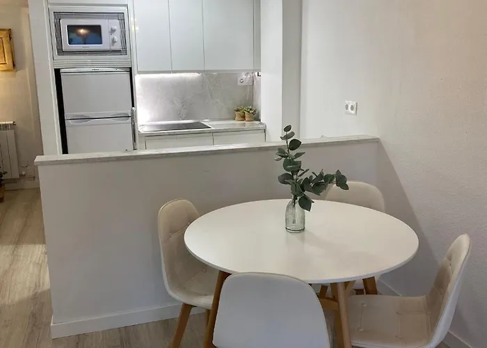 Apartamento Acogedor Con Piscina Compartida Y Opción A Parking